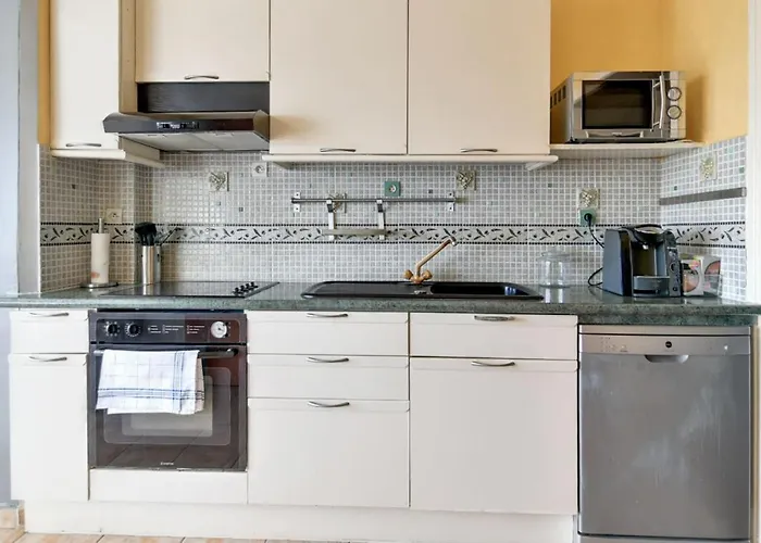 Ac Flat With Wonderful View On Le Lez In Palavas-Les-Flots - Welkeys